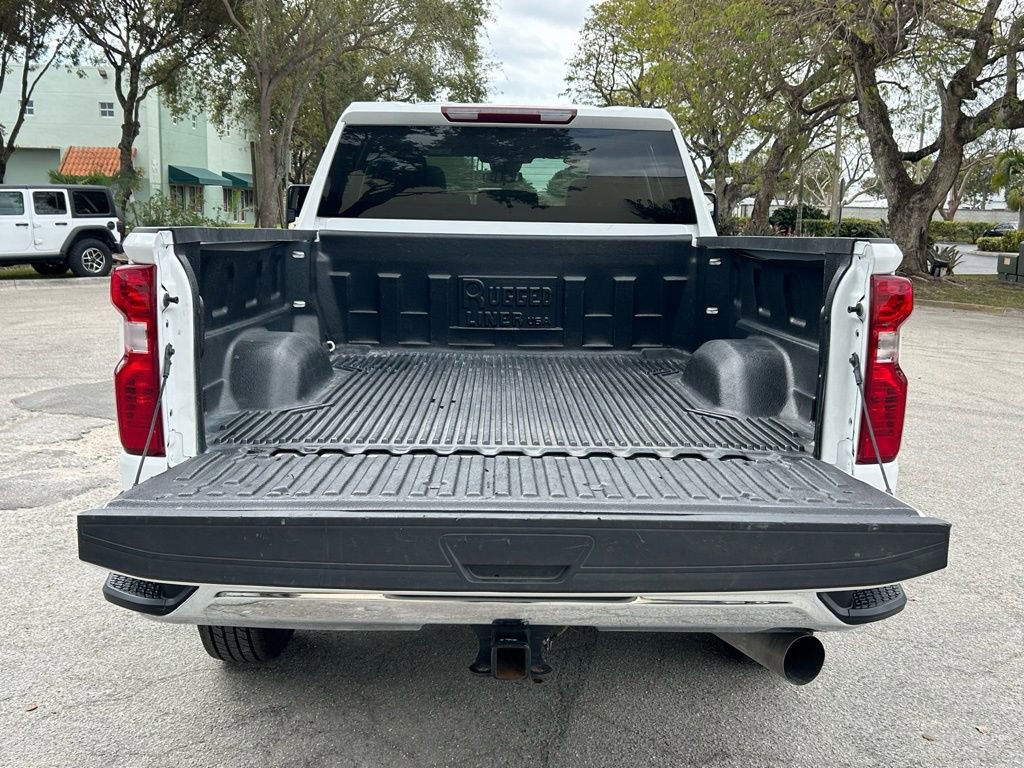 Used 2025 Chevrolet Silverado 2500 LT w/ Convenience Package image 39