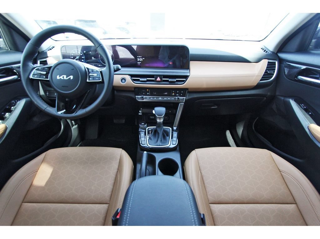 Used 2026 Kia Seltos EX w/ EX Sunroof Package FWD image 10