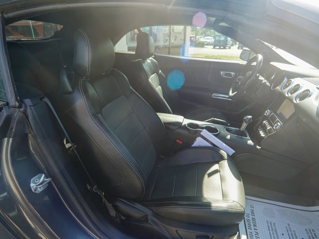 Used 2020 Ford Mustang Premium RWD image 22