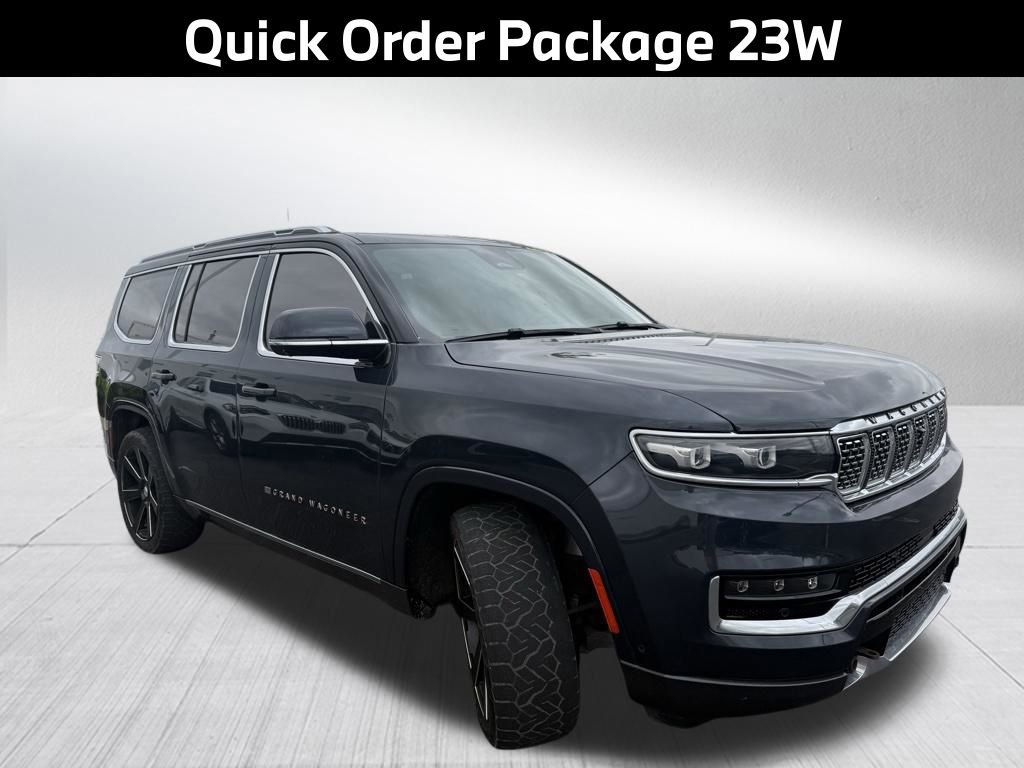 Used 2022 Jeep Grand Wagoneer Series III w/ Rear Seat Video Group 1 AWD/4WD image 4