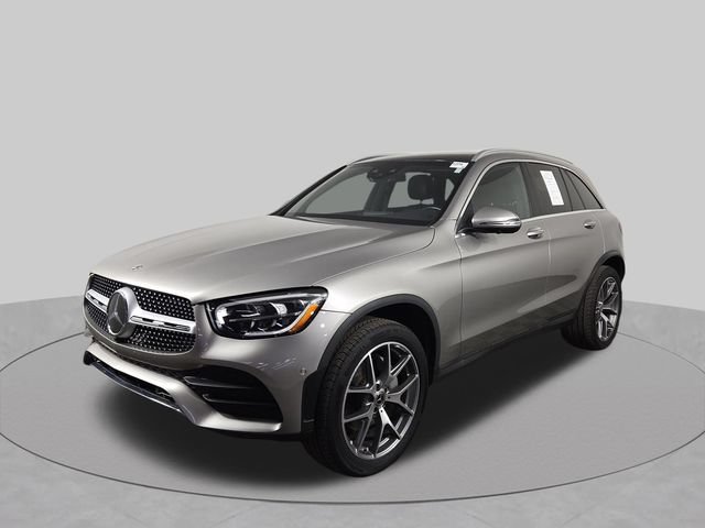 Used 2021 Mercedes-Benz GLC 300 4MATIC image 2