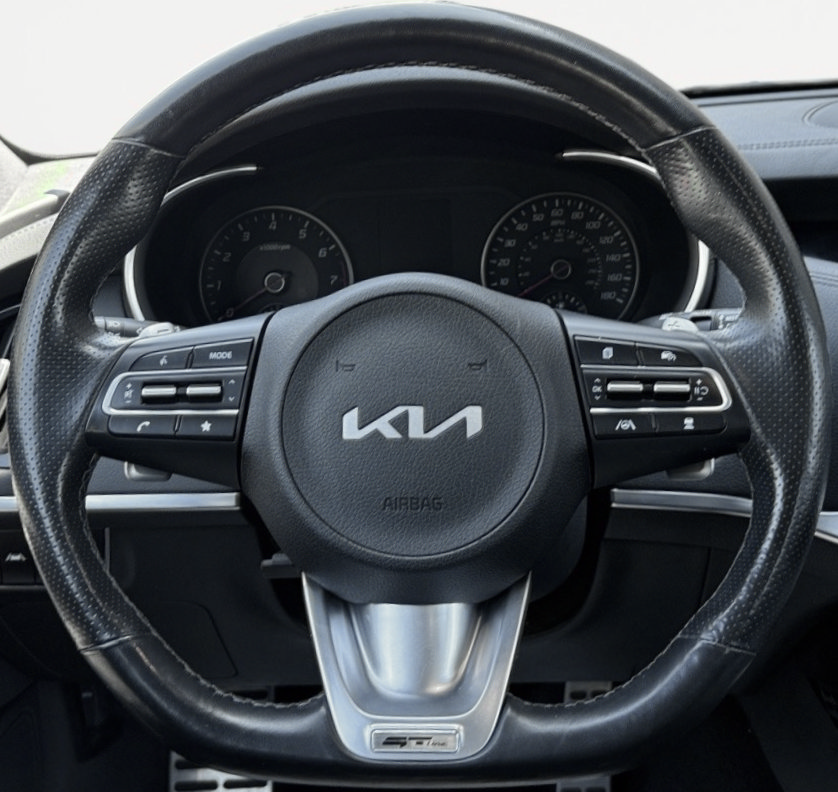 Used 2023 Kia Stinger GT-Line AWD/4WD image 18
