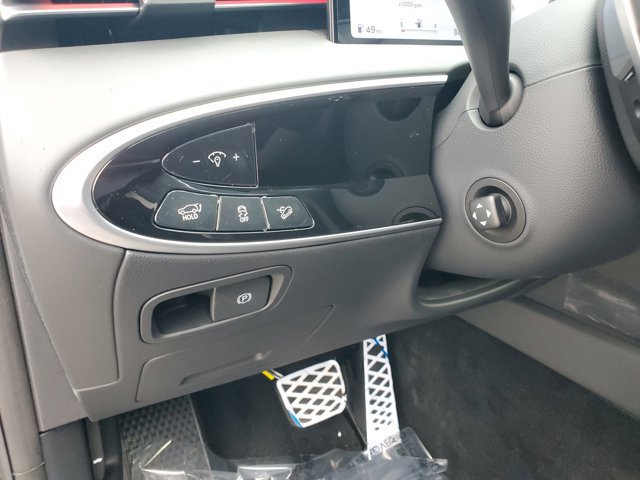 New 2026 Genesis GV70 3.5T Sport Advanced AWD/4WD image 14