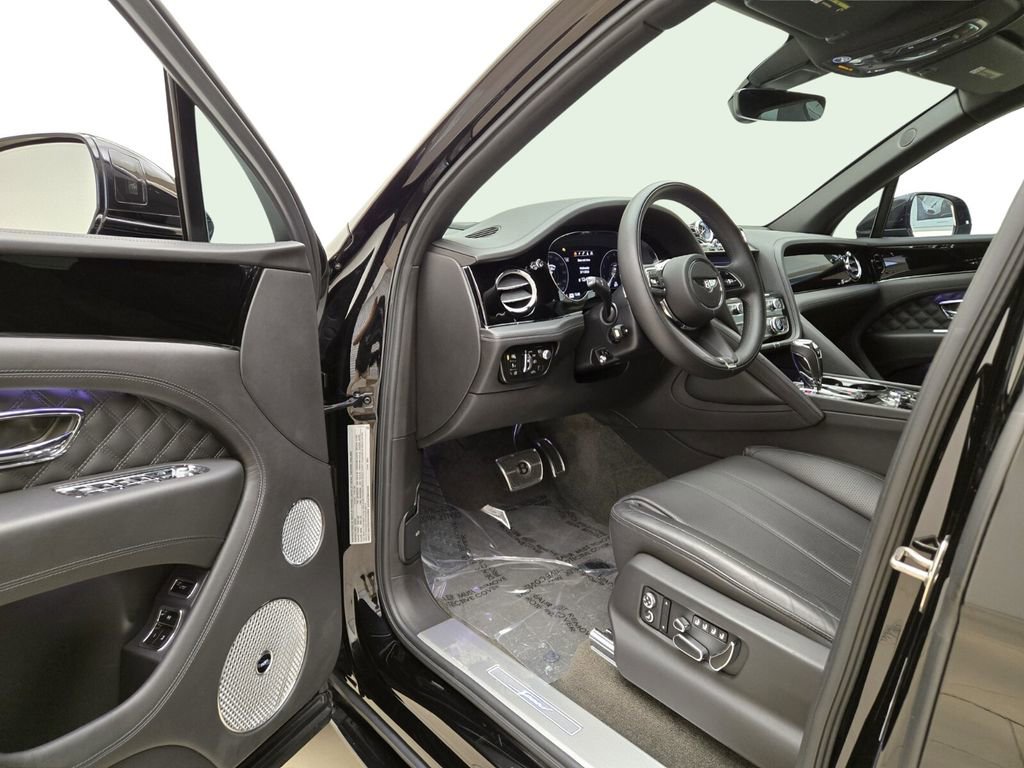 Used 2021 Bentley Bentayga Speed image 15