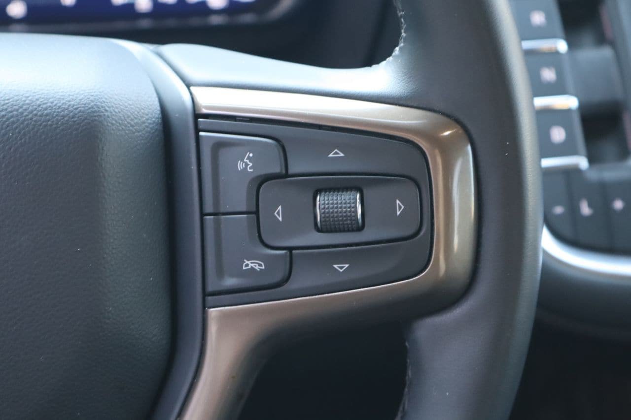 Used 2023 Chevrolet Tahoe High Country w/ LPO, Illumination Package RWD image 15