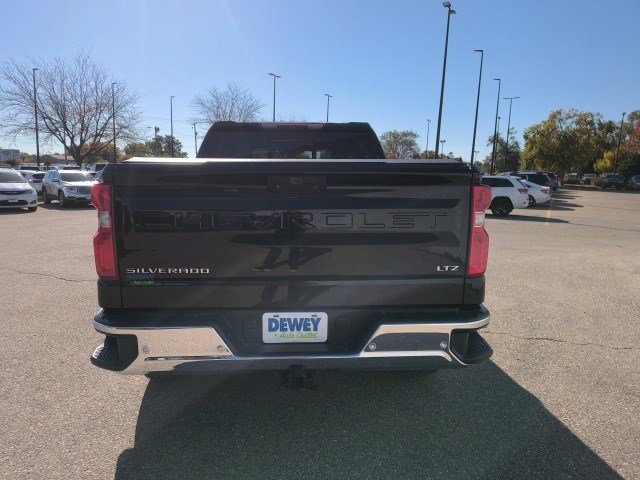 Used 2019 Chevrolet Silverado 1500 LTZ w/ LTZ Premium Package image 4