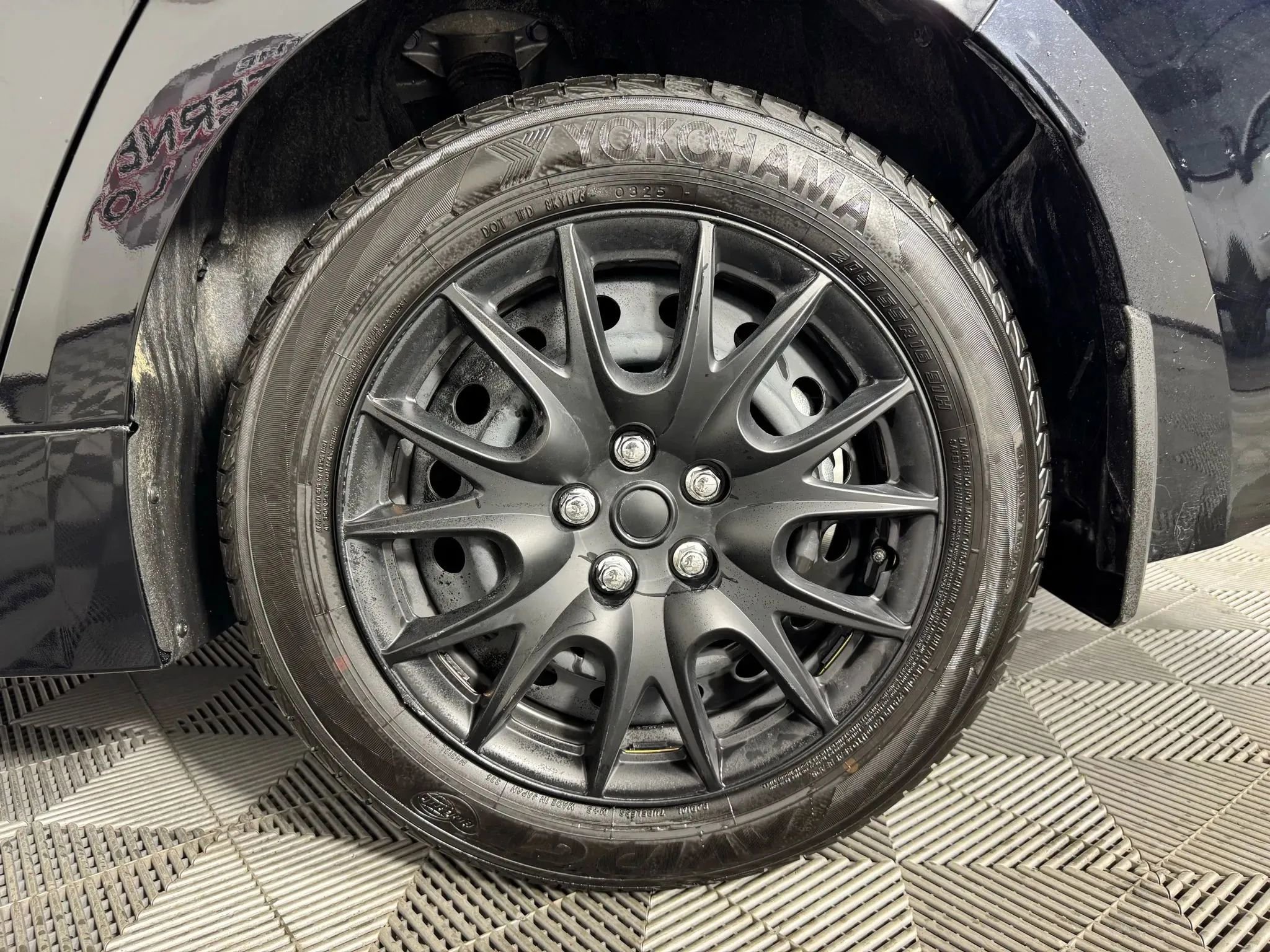 Used 2025 Toyota Corolla LE FWD image 39