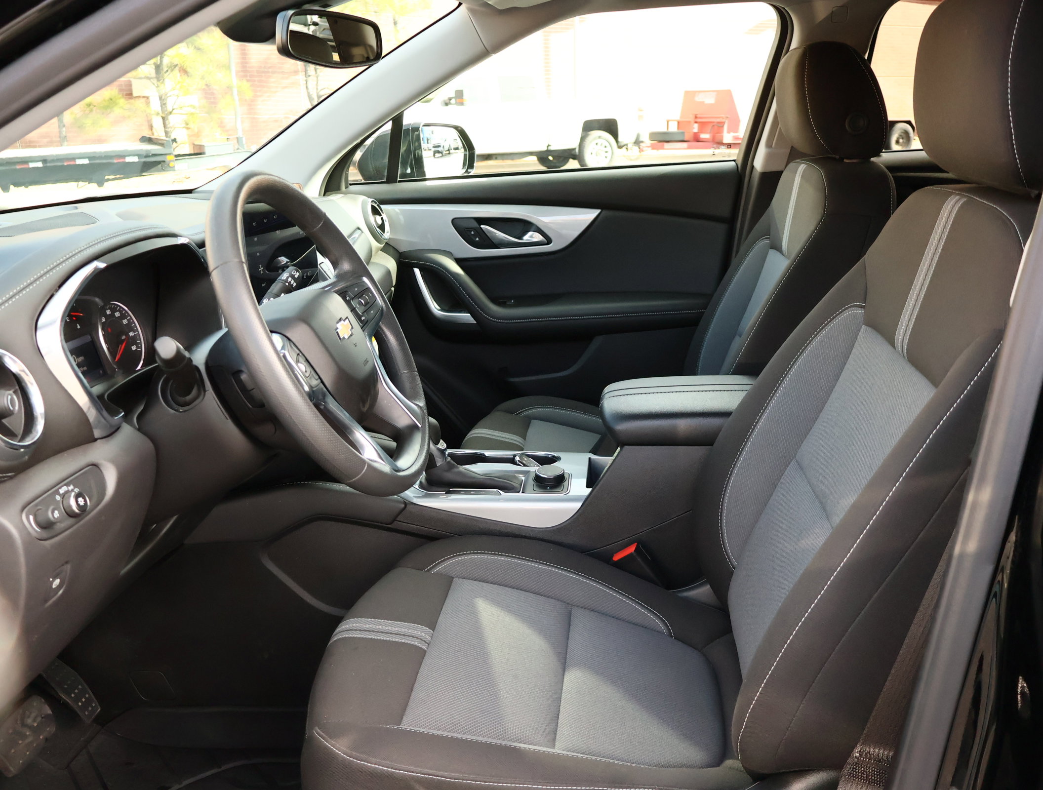 Certified 2024 Chevrolet Blazer LT w/ Convenience Package image 10