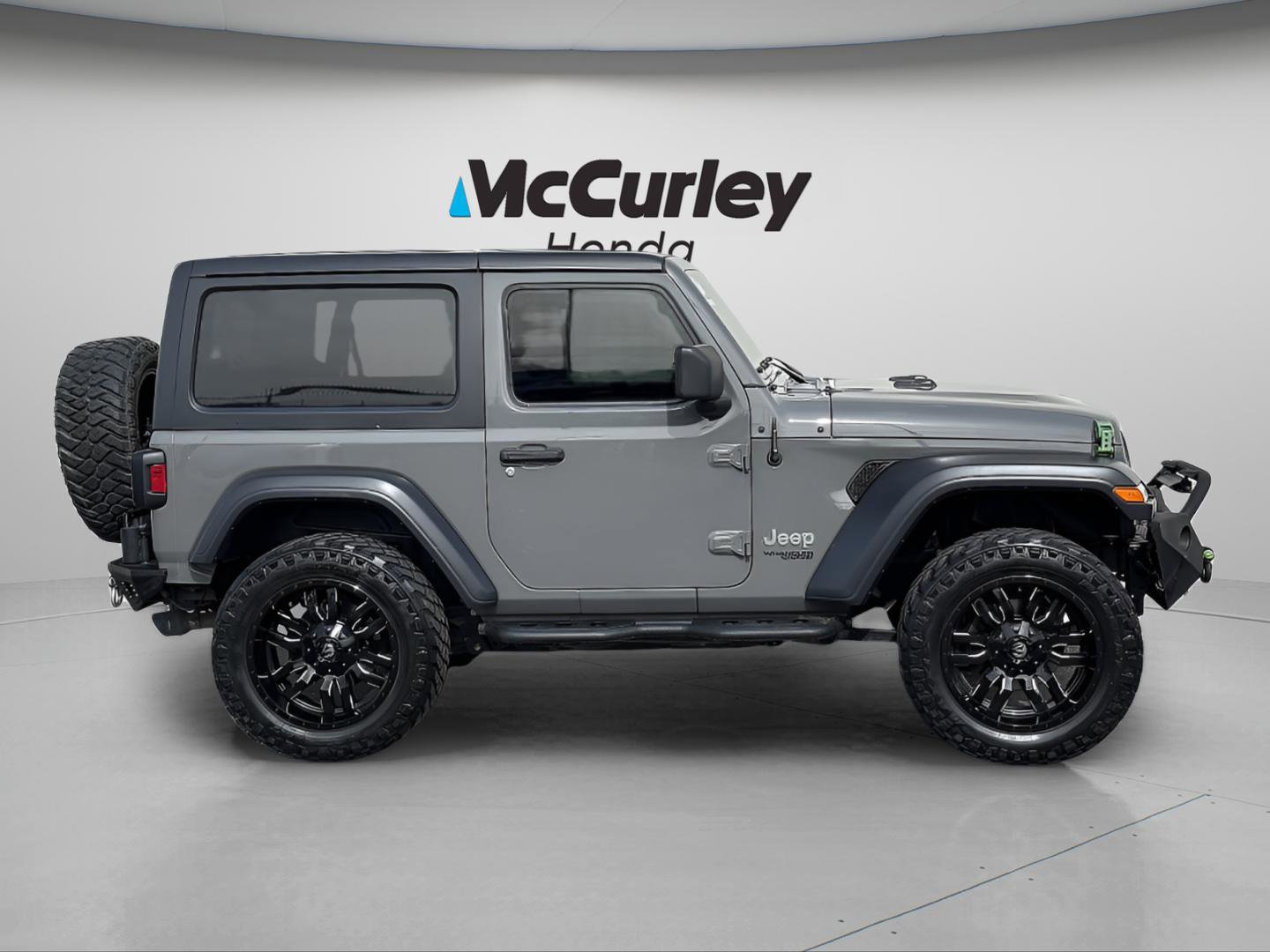 Used 2019 Jeep Wrangler Sport image 2