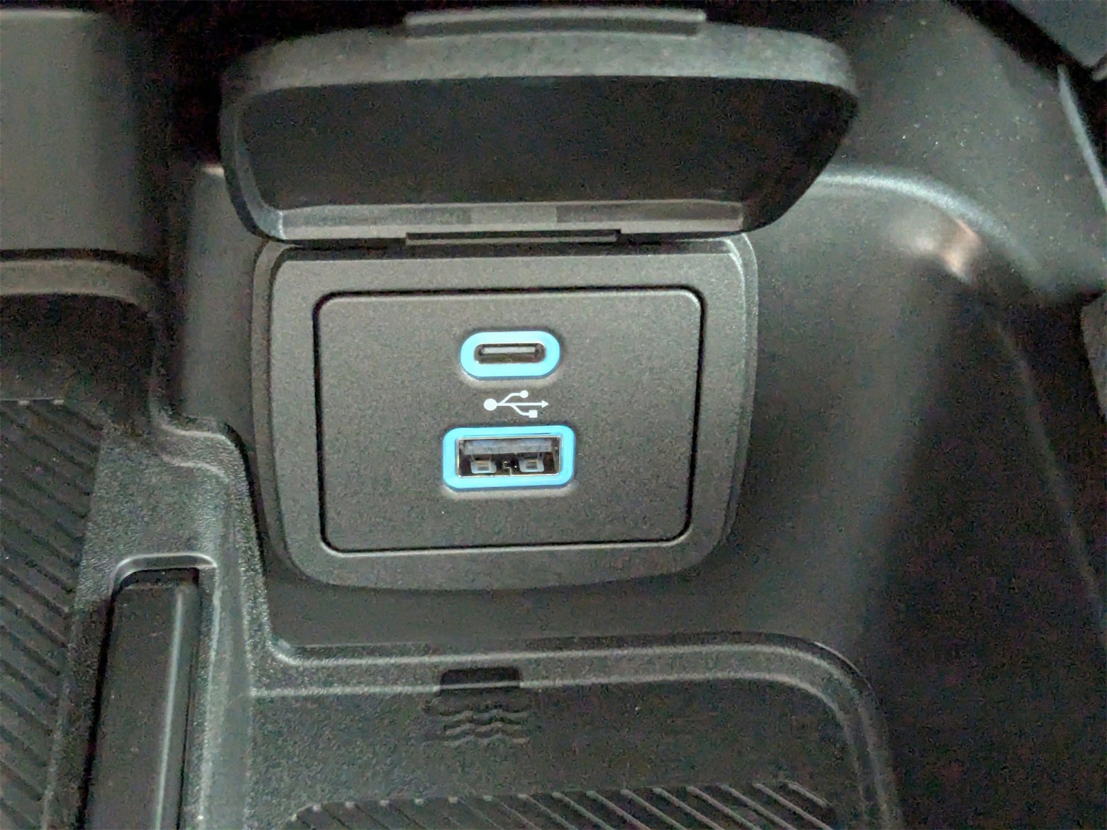 New 2025 Ford Bronco Badlands image 17