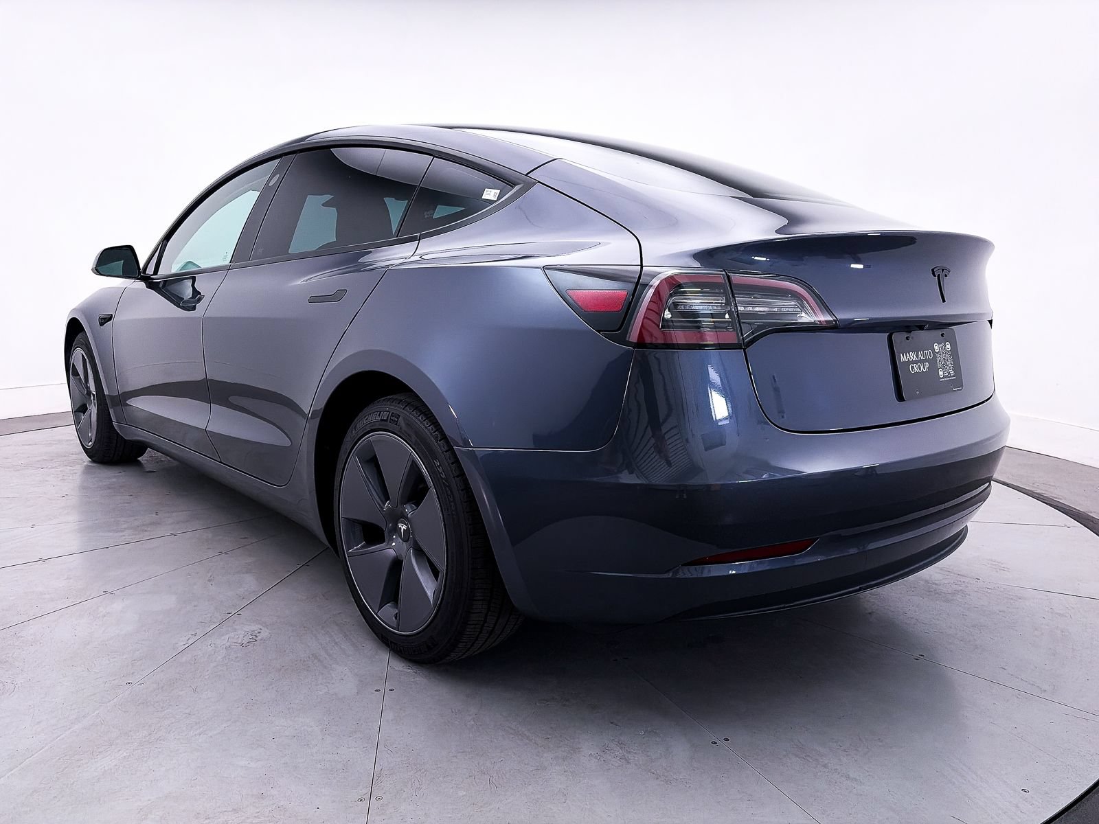 Used 2023 Tesla Model 3 Standard Range RWD image 13