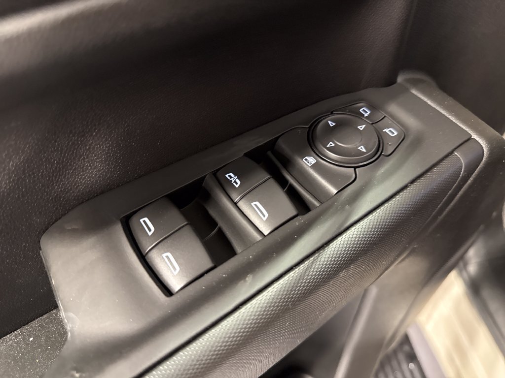 New 2026 Chevrolet Silverado 1500 Custom AWD/4WD image 29