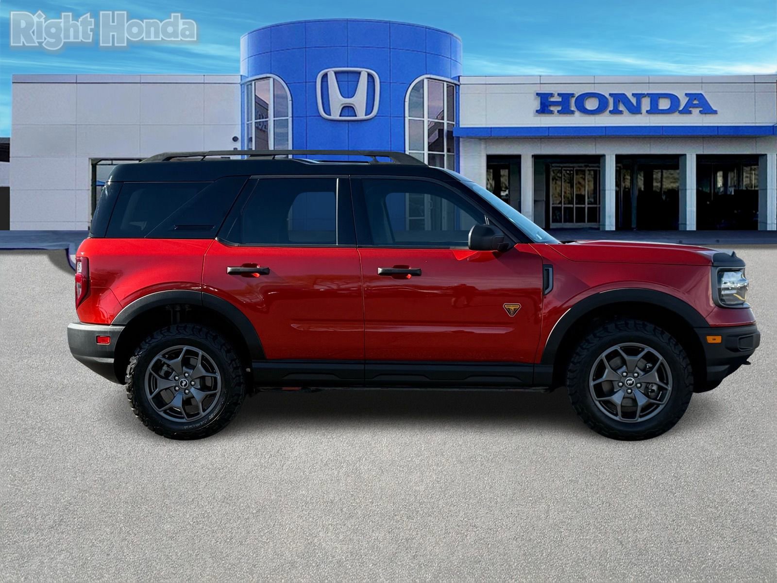 Used 2022 Ford Bronco Sport Badlands image 8