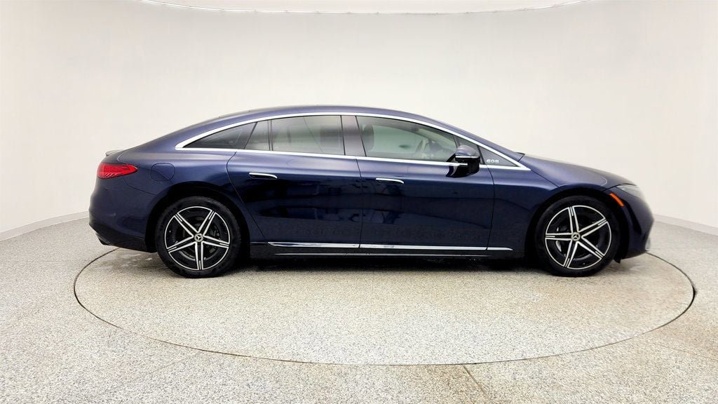 Used 2023 Mercedes-Benz EQS 580 4MATIC Sedan image 4