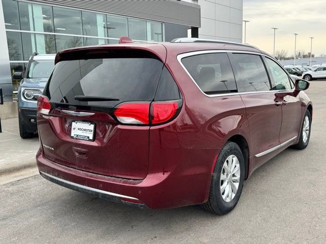 Used 2018 Chrysler Pacifica Touring-L Plus image 39