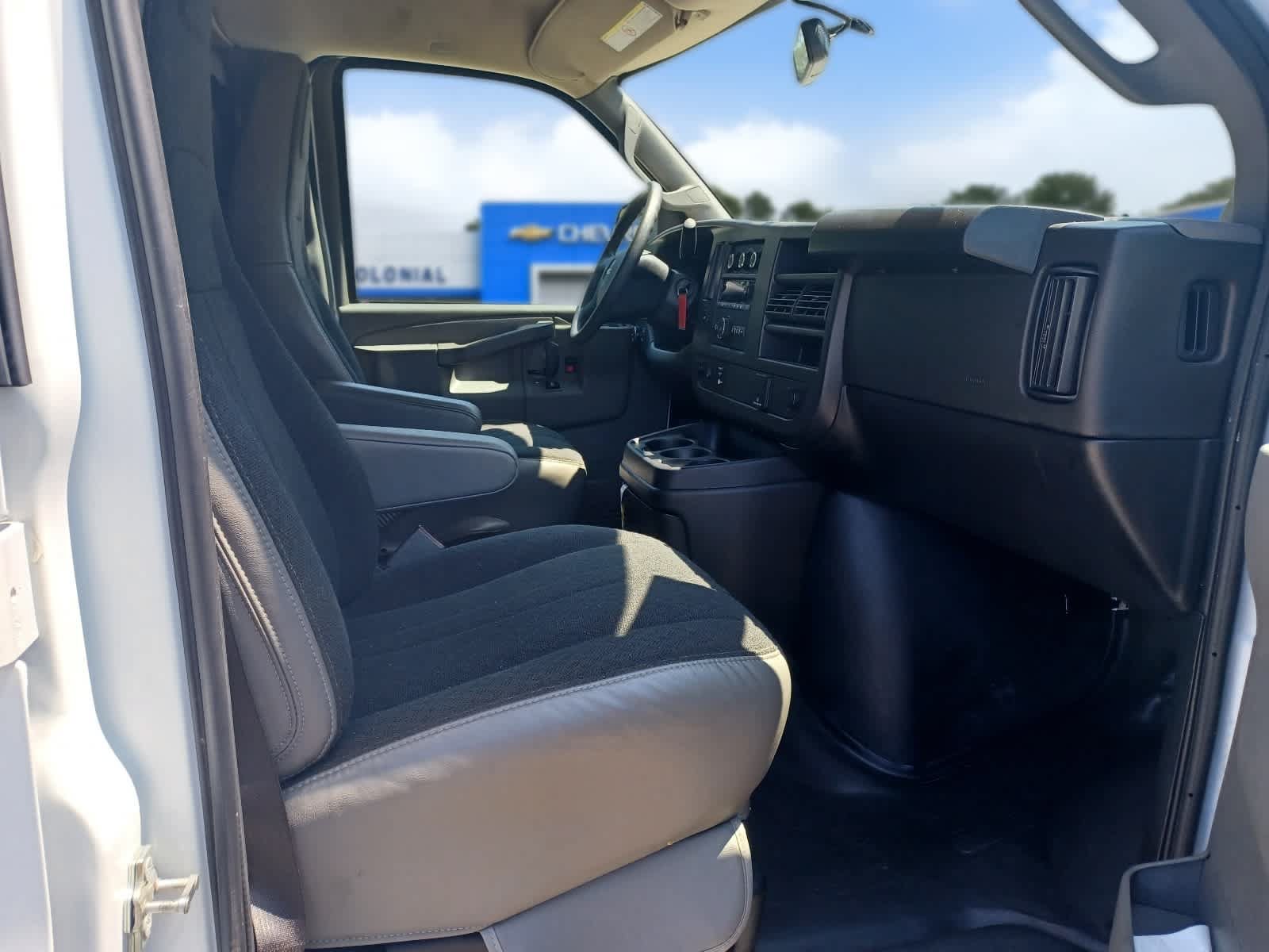 Used 2024 GMC Savana 2500 w/ Driver Convenience Package RWD image 15