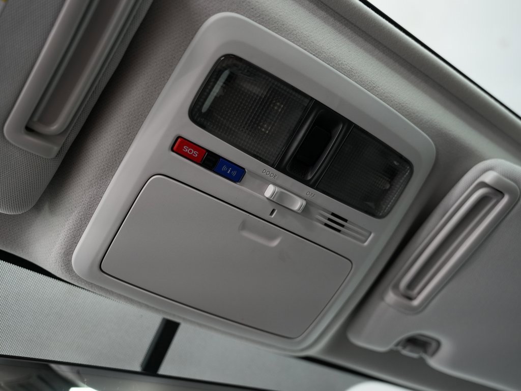 Used 2017 Subaru Forester 2.5i Touring w/ Protection Package #2 image 47