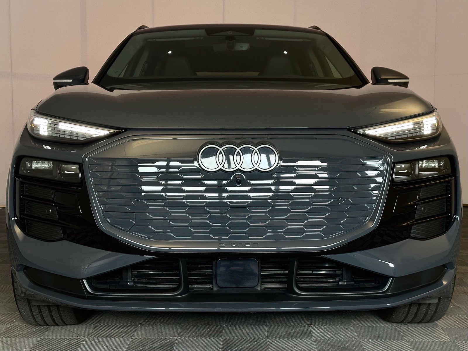 Used 2025 Audi Q6 e-tron Premium Plus w/ Premium Plus AWD/4WD image 20