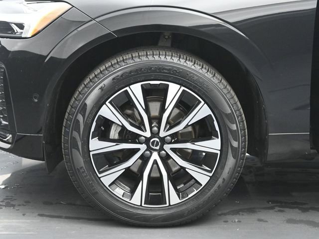 Used 2023 Volvo XC60 B5 Plus w/ Protection Package Premier image 36