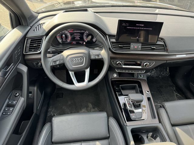 Certified 2024 Audi Q5 2.0T Prestige AWD/4WD image 12