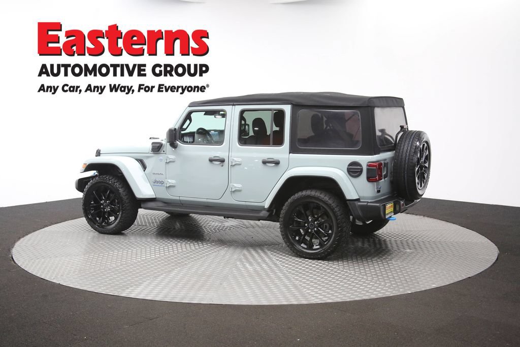 Used 2024 Jeep Wrangler Unlimited Sahara w/ Technology Group AWD/4WD image 64