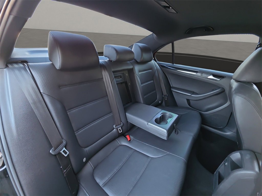 Used 2018 Volkswagen Jetta Sport image 23