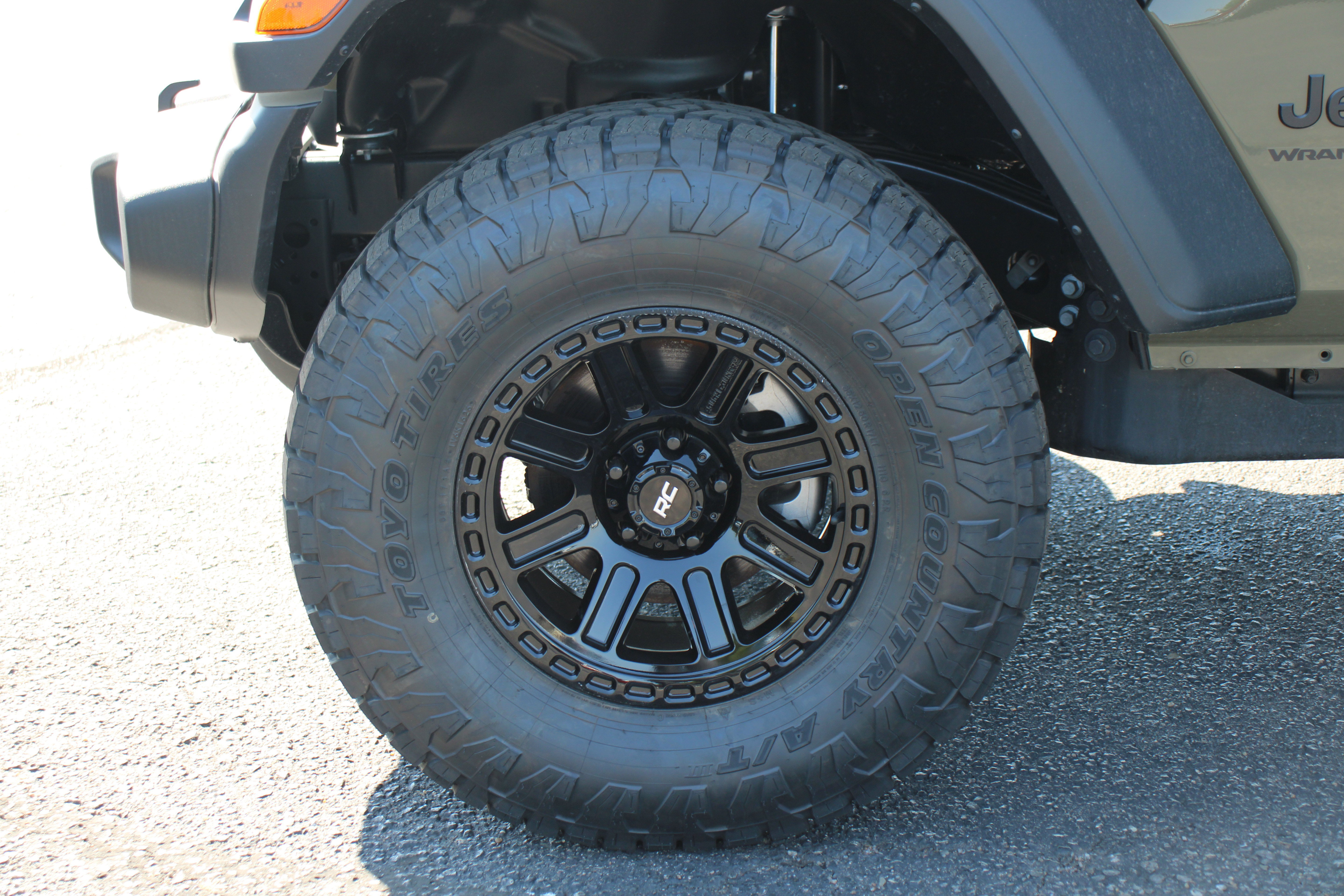 New 2026 Jeep Wrangler Unlimited Sport AWD/4WD image 35