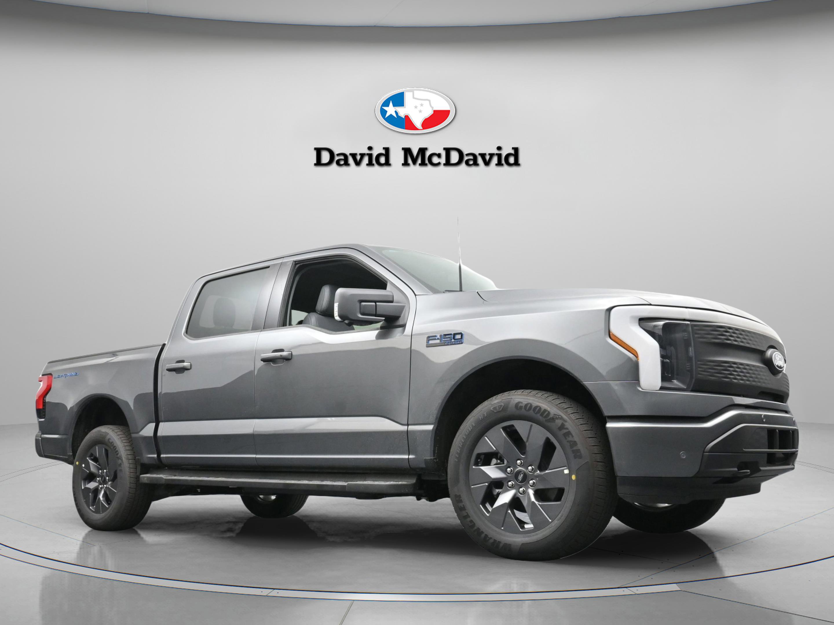 New 2025 Ford F150 Lightning Flash image 24