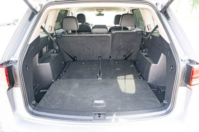 Certified 2025 Volkswagen Atlas SE FWD image 35