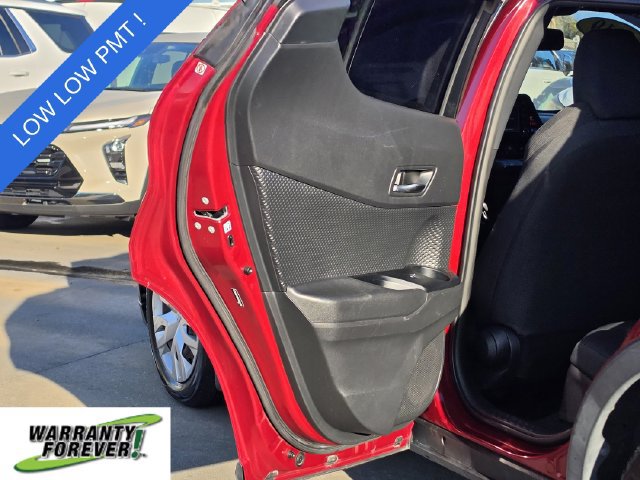 Used 2019 Toyota C-HR LE FWD image 12