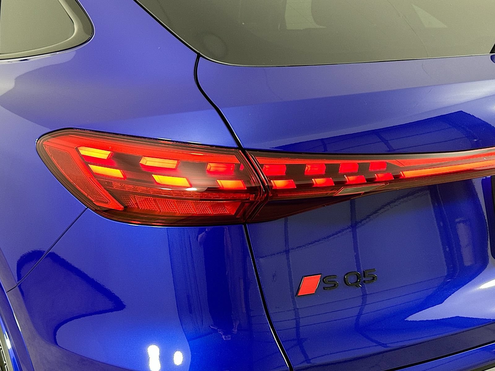 New 2026 Audi SQ5 Premium Plus AWD/4WD image 12