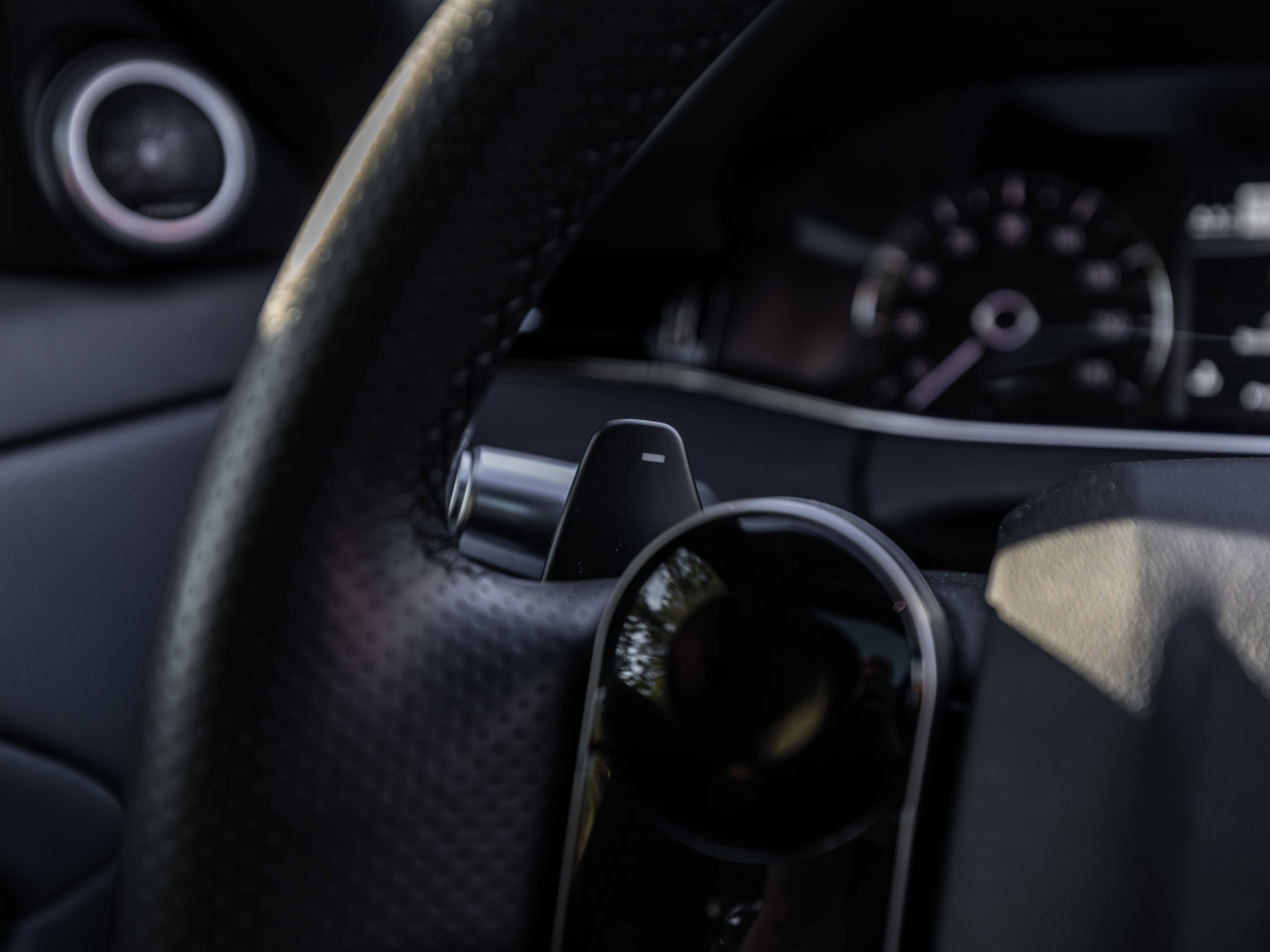 Used 2020 Land Rover Range Rover Evoque R-Dynamic S AWD/4WD image 7