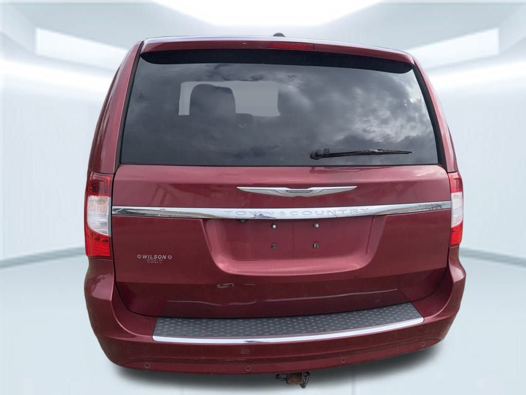 Used 2012 Chrysler Town & Country Touring-L w/ Entertainment Group #2 image 13