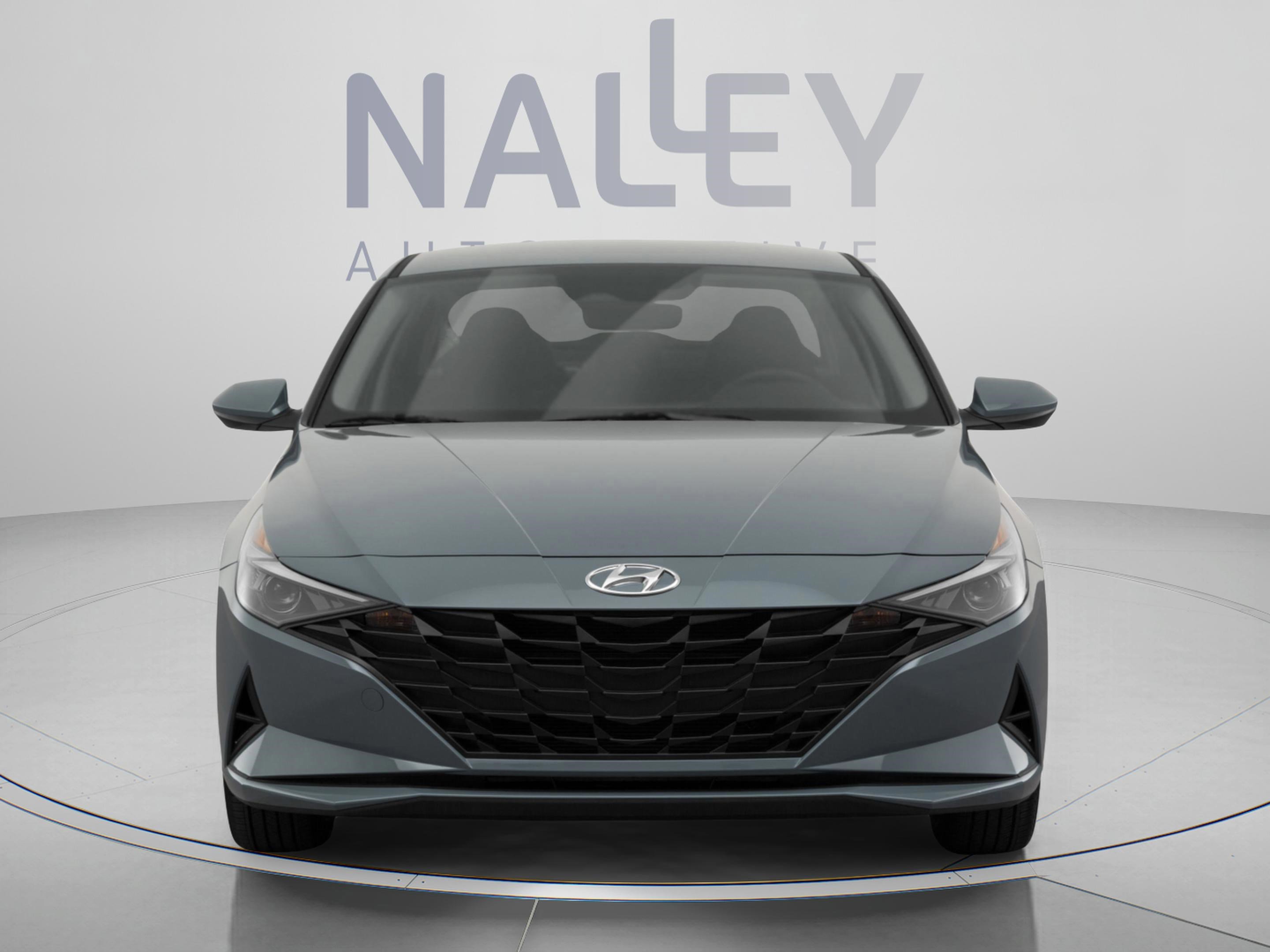 Used 2023 Hyundai Elantra SEL w/ Convenience Package FWD image 7