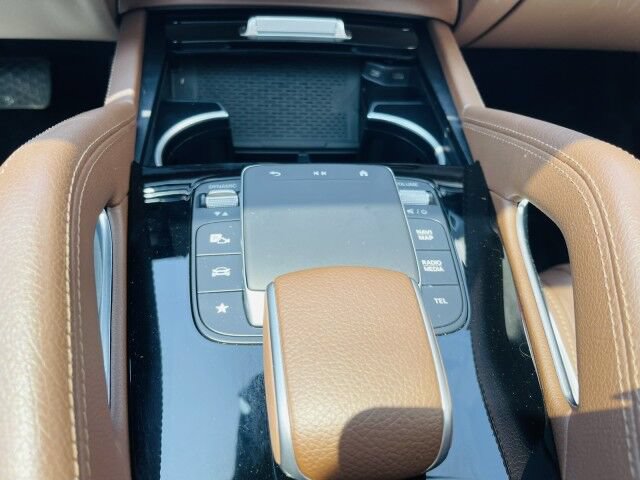 Used 2024 Mercedes-Benz GLE 350 4MATIC w/ 3rd Row Seat Package image 30