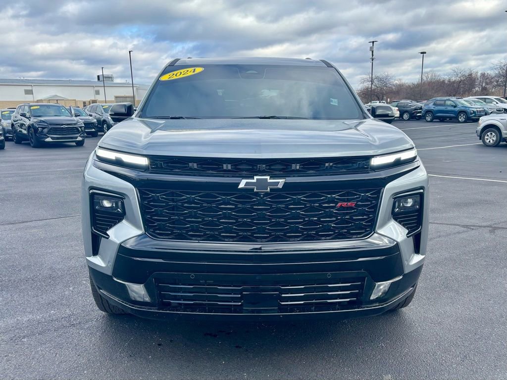 Used 2024 Chevrolet Traverse RS w/ LPO, Floor Liner Package image 10