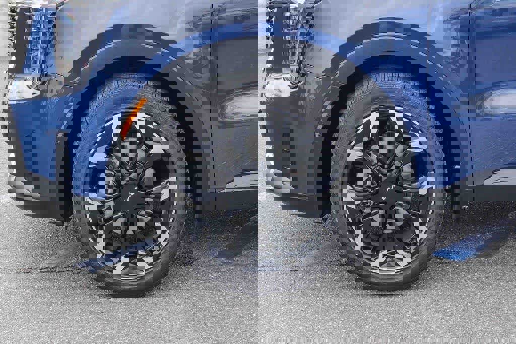 Certified 2024 Kia Sorento EX image 10