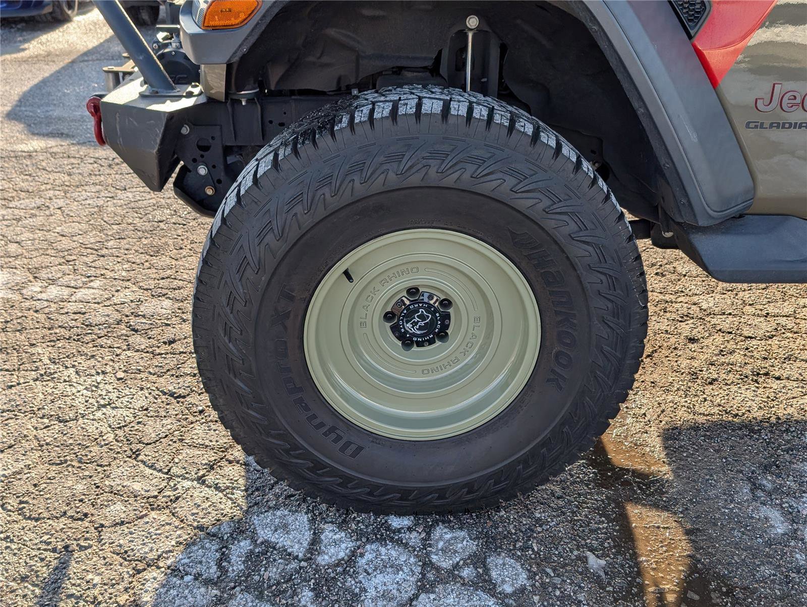 Used 2020 Jeep Gladiator Rubicon image 10