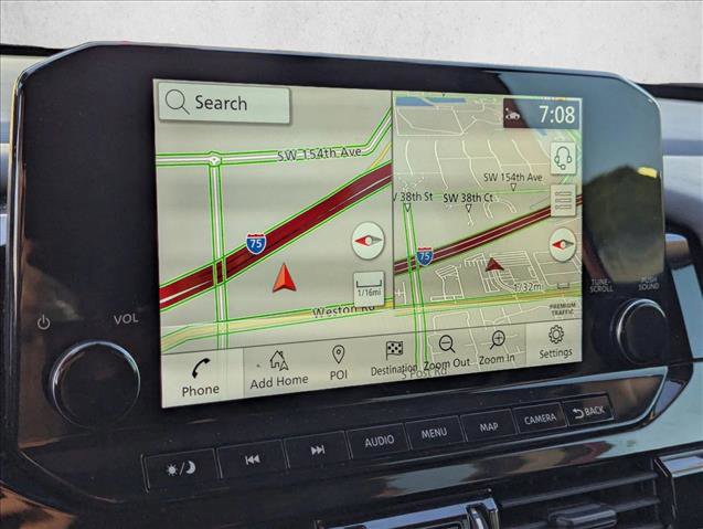 Used 2024 Nissan Pathfinder SL FWD image 13