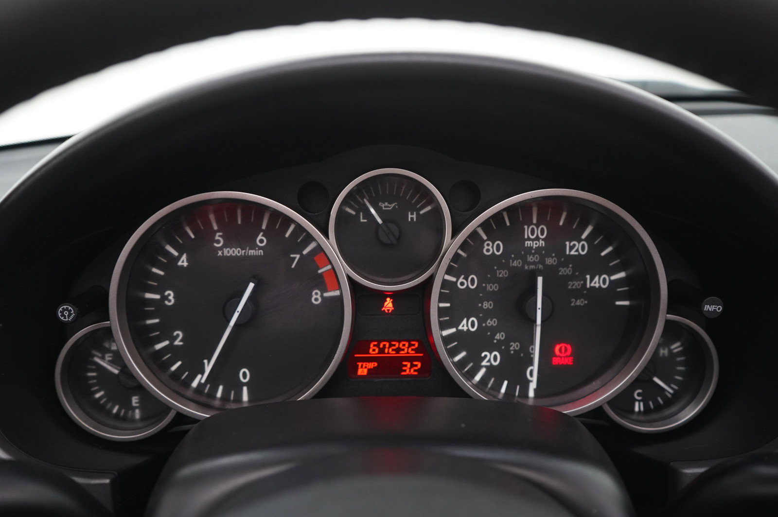 Used 2010 MAZDA MX-5 Miata Sport RWD image 19
