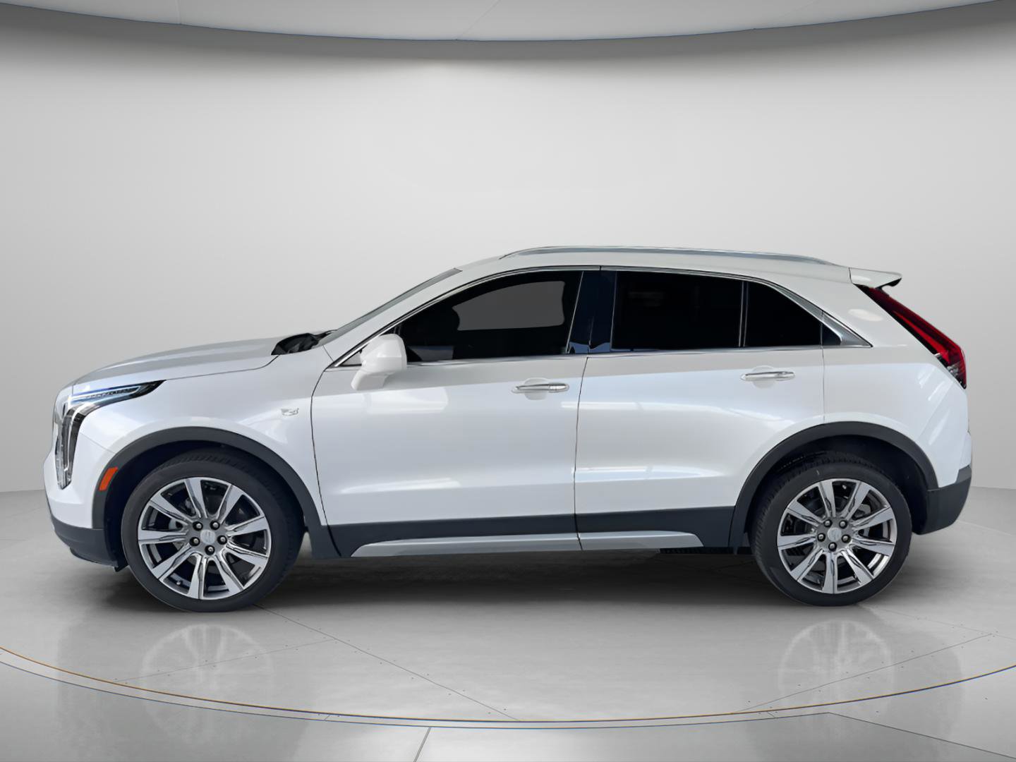 Used 2020 Cadillac XT4 Premium Luxury FWD image 4