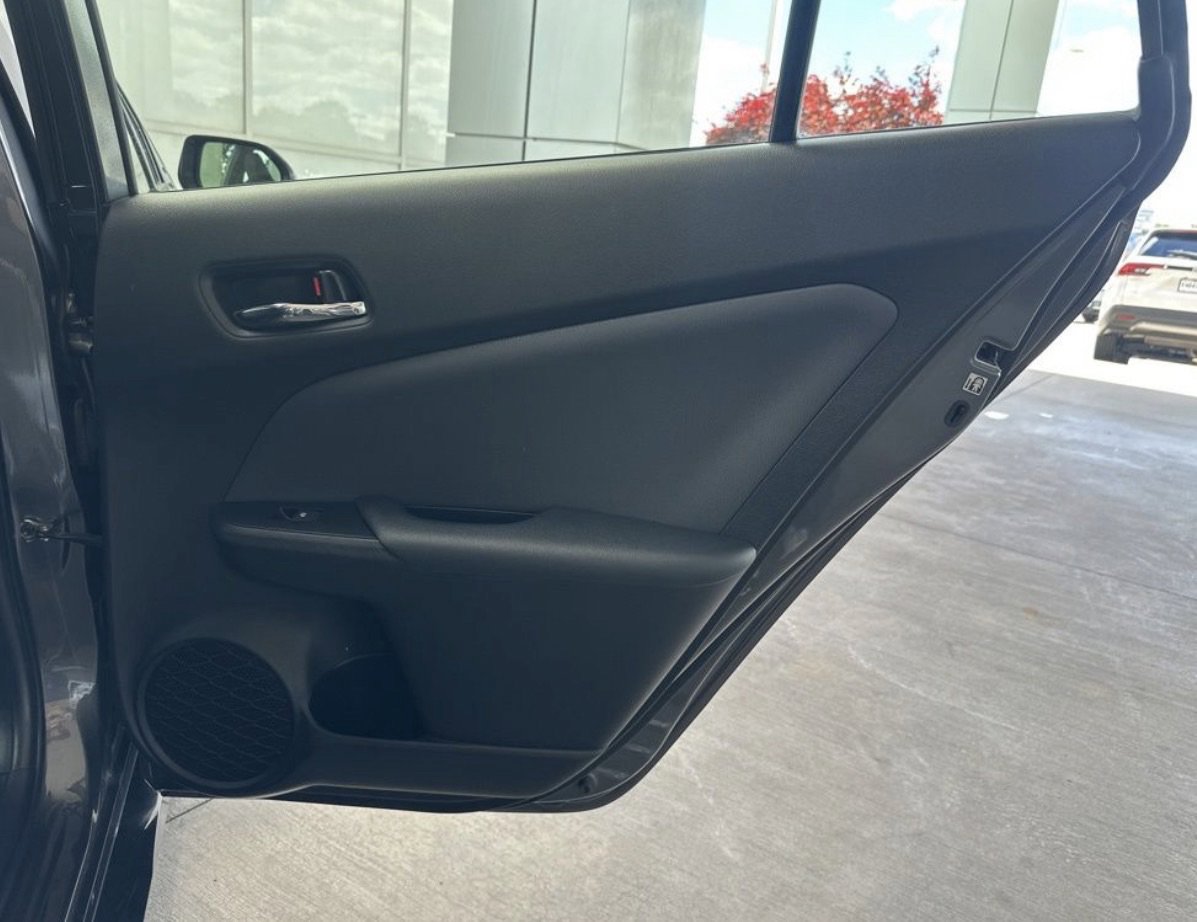 Used 2016 Toyota Prius Two FWD image 10