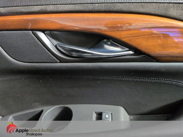 Used 2015 Cadillac Escalade Luxury image 42