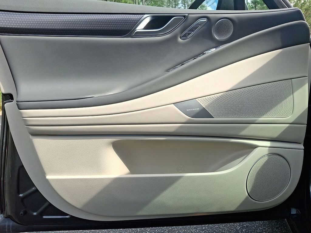 Used 2025 Genesis G80 2.5T Sport Prestige image 10