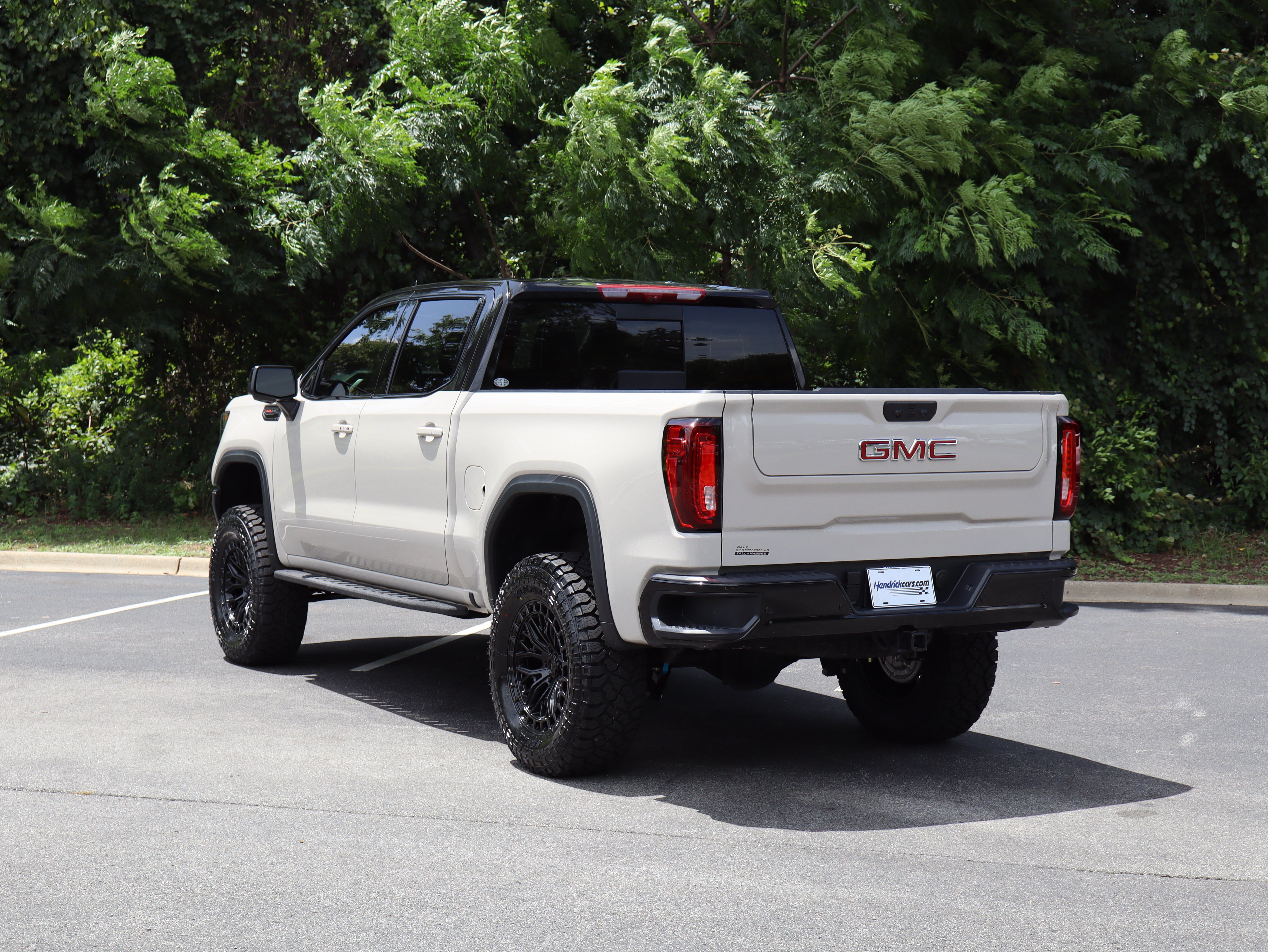 Used 2026 GMC Sierra 1500 AT4X AWD/4WD image 7