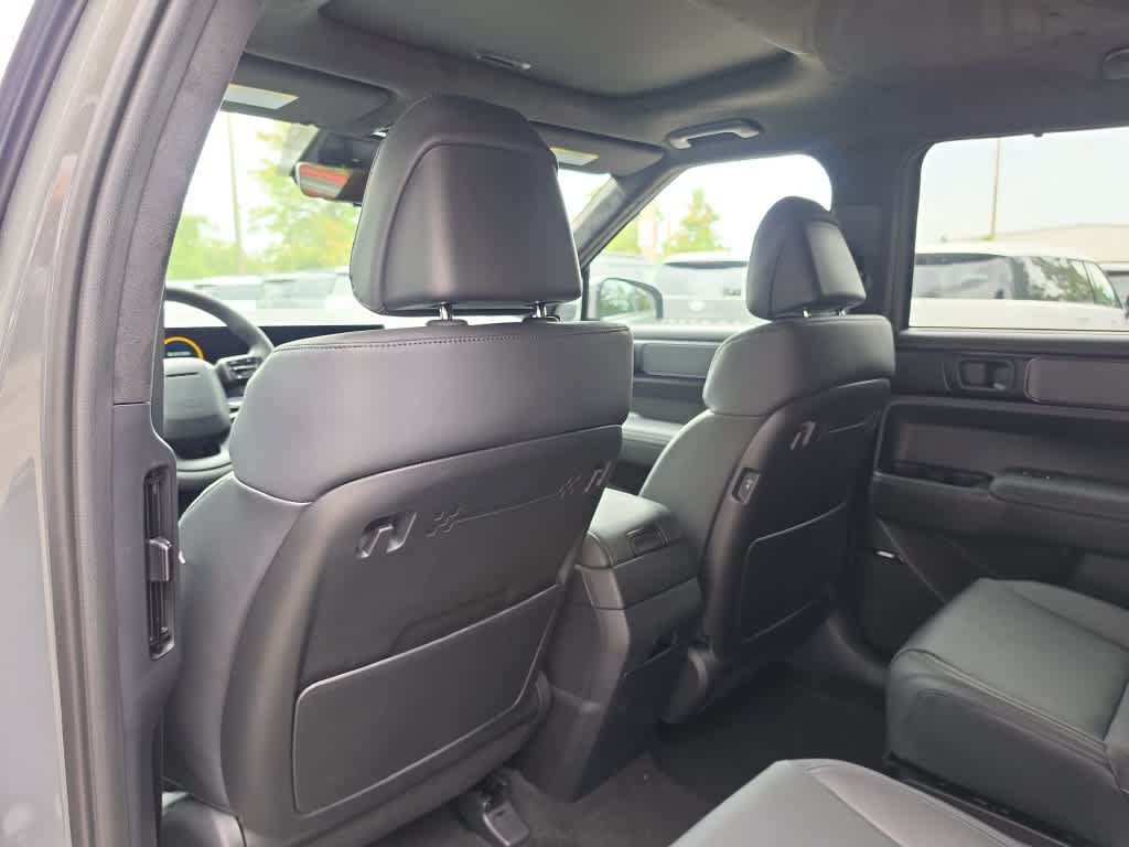 New 2027 Hyundai Santa Fe Calligraphy FWD image 20