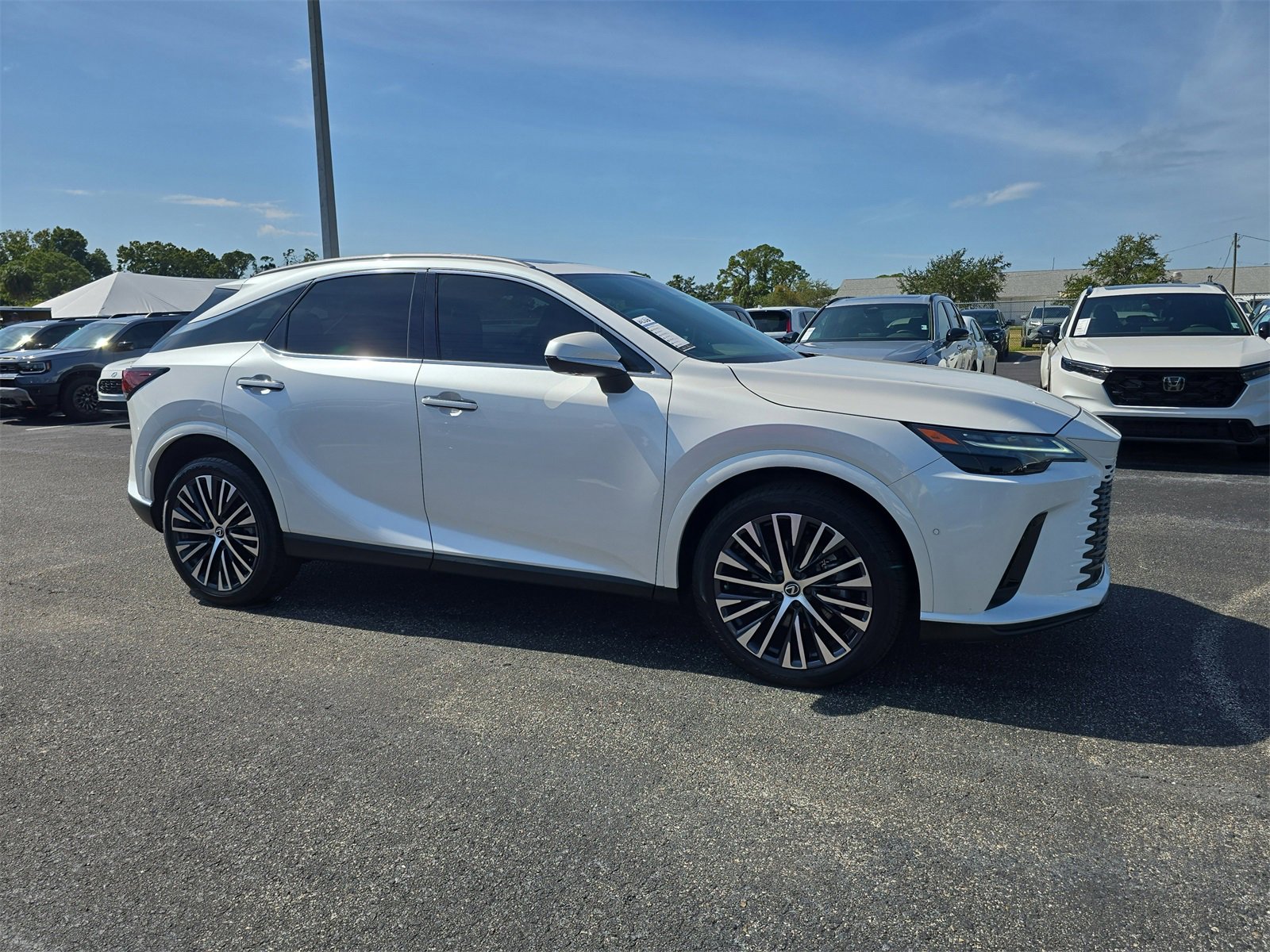 Used 2024 Lexus RX 350 Premium Plus image 2