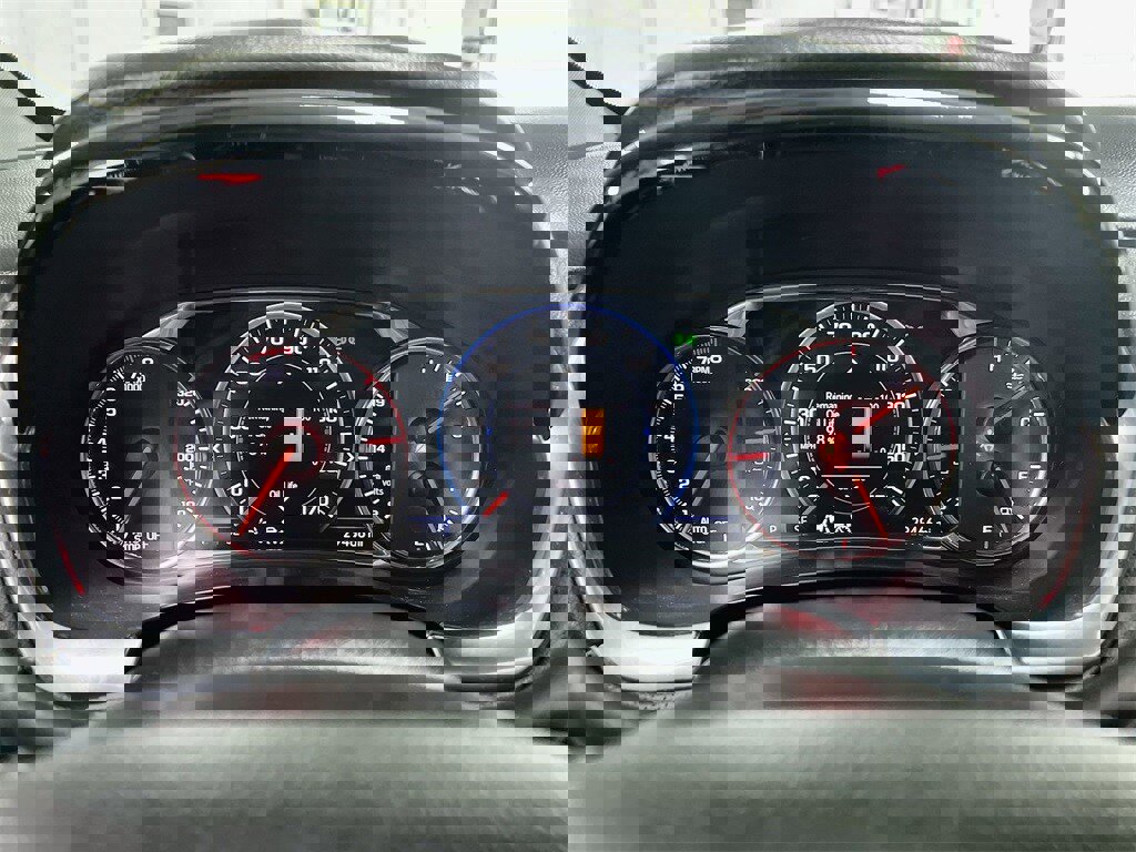 Used 2023 Chevrolet Traverse Premier w/ Redline Edition image 25