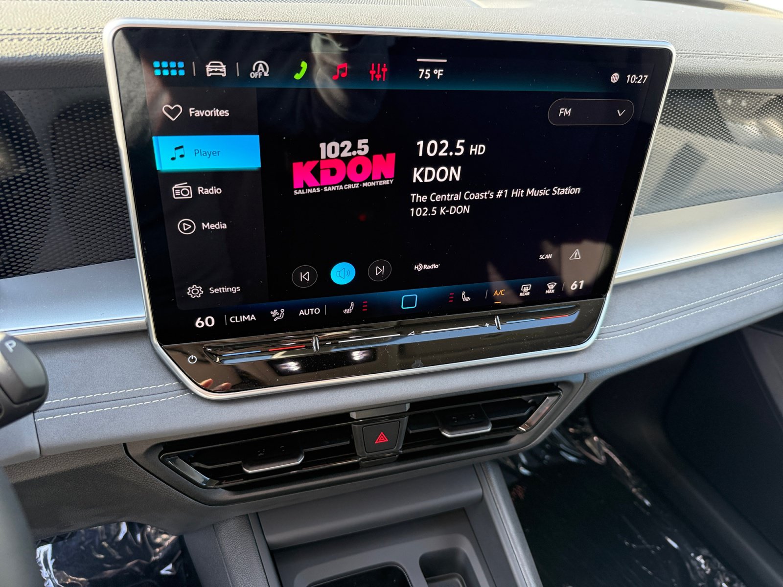 New 2026 Volkswagen Tiguan SE AWD/4WD image 12