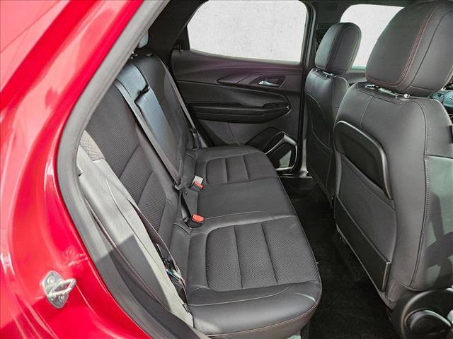 Used 2021 Chevrolet TrailBlazer RS w/ Technology Package FWD image 18